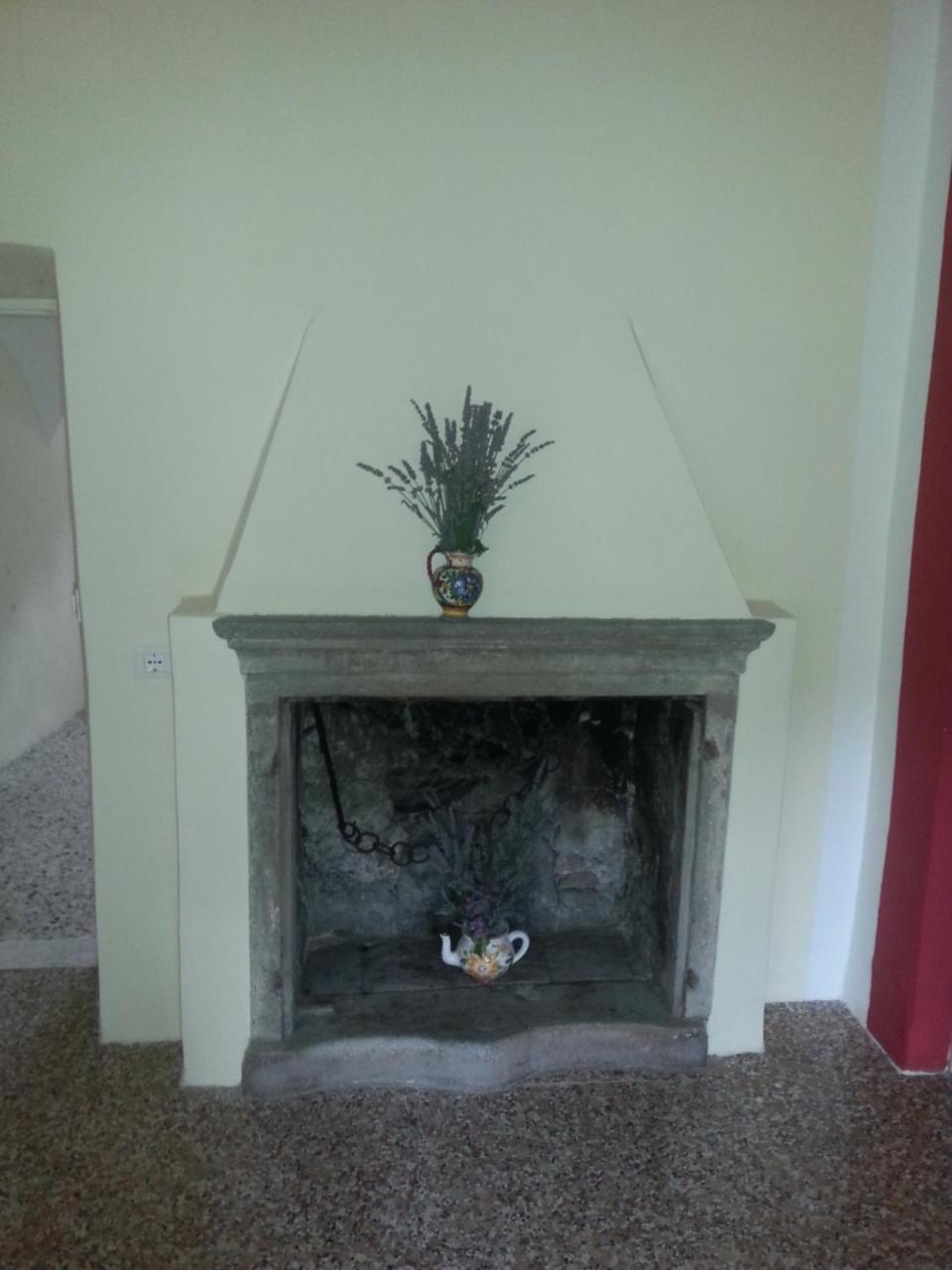 San Francesco E Il Lupo Apartment Pontremoli Luaran gambar