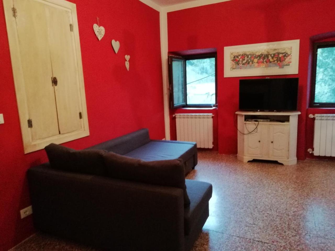 San Francesco E Il Lupo Apartment Pontremoli Luaran gambar